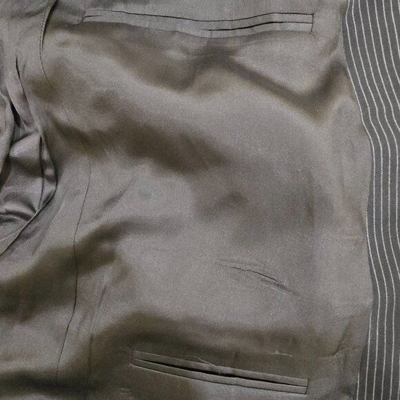 Geoffrey Beene black and white pinstripe suit - Picture 7 of 10